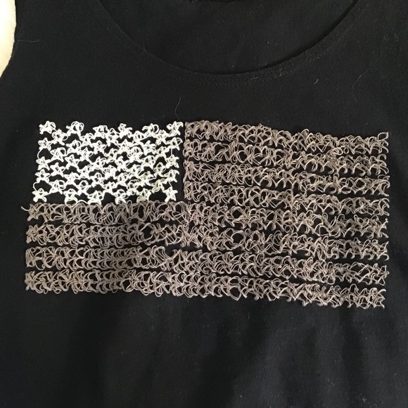 NWOT Embroidered Flag Crop Top - Picture 5 of 6